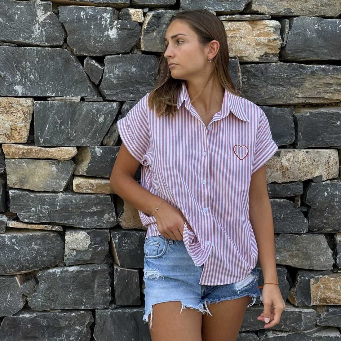 Chemise manches courtes à cœur ouvert ❤️