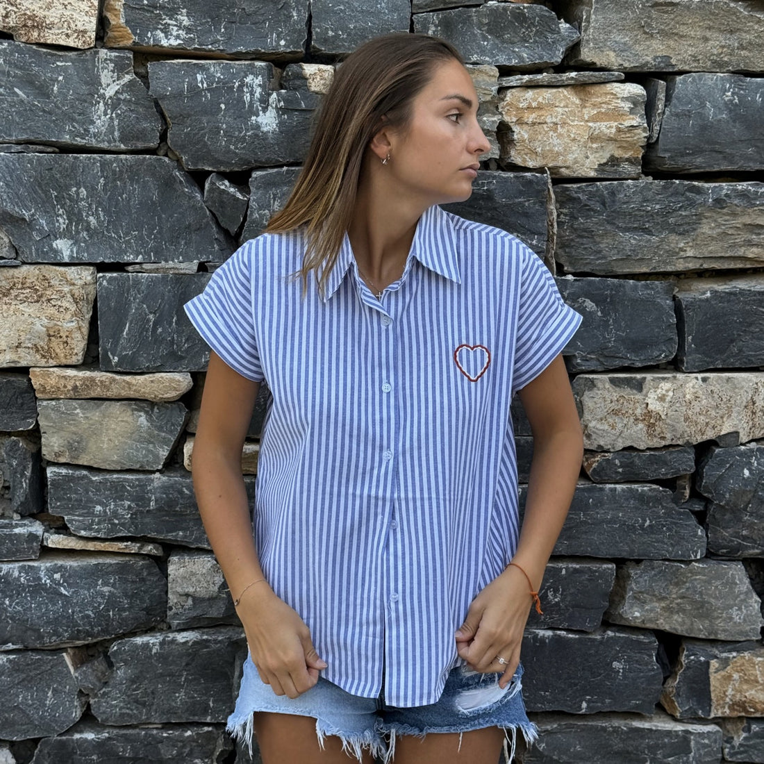 Chemise manches courtes à cœur ouvert ❤️