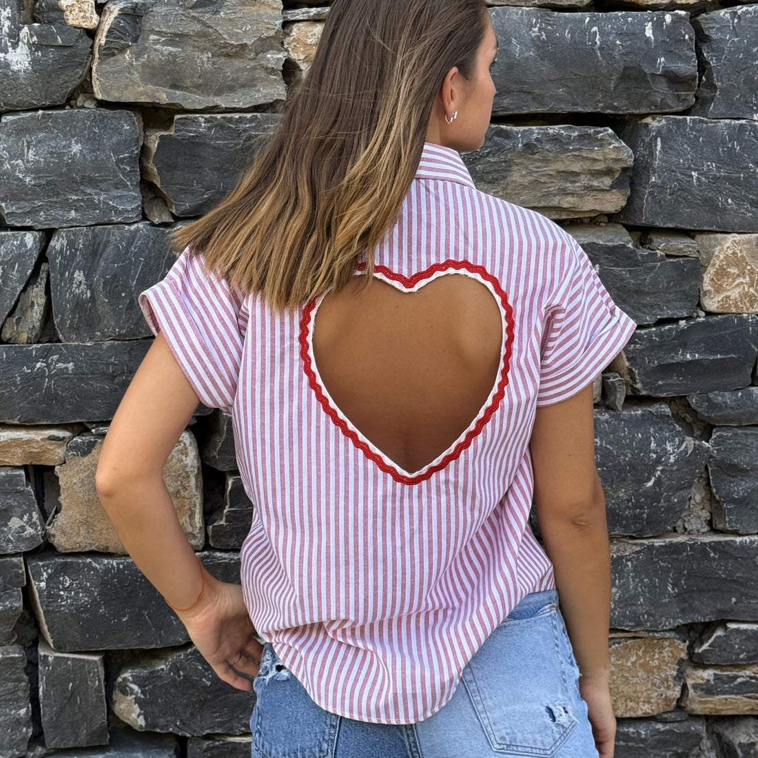 Chemise manches courtes à cœur ouvert ❤️