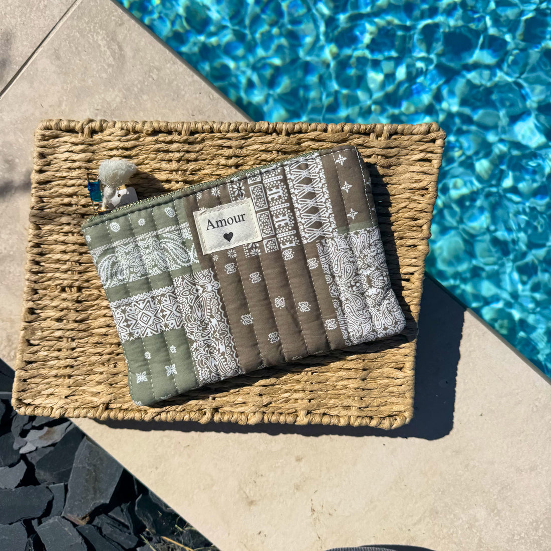 Pochette patchwork – Kaki 🌿