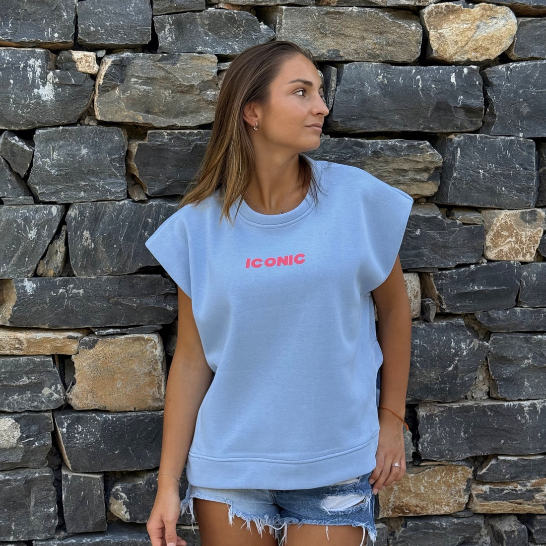 Sweat sans manche iconic 🩷